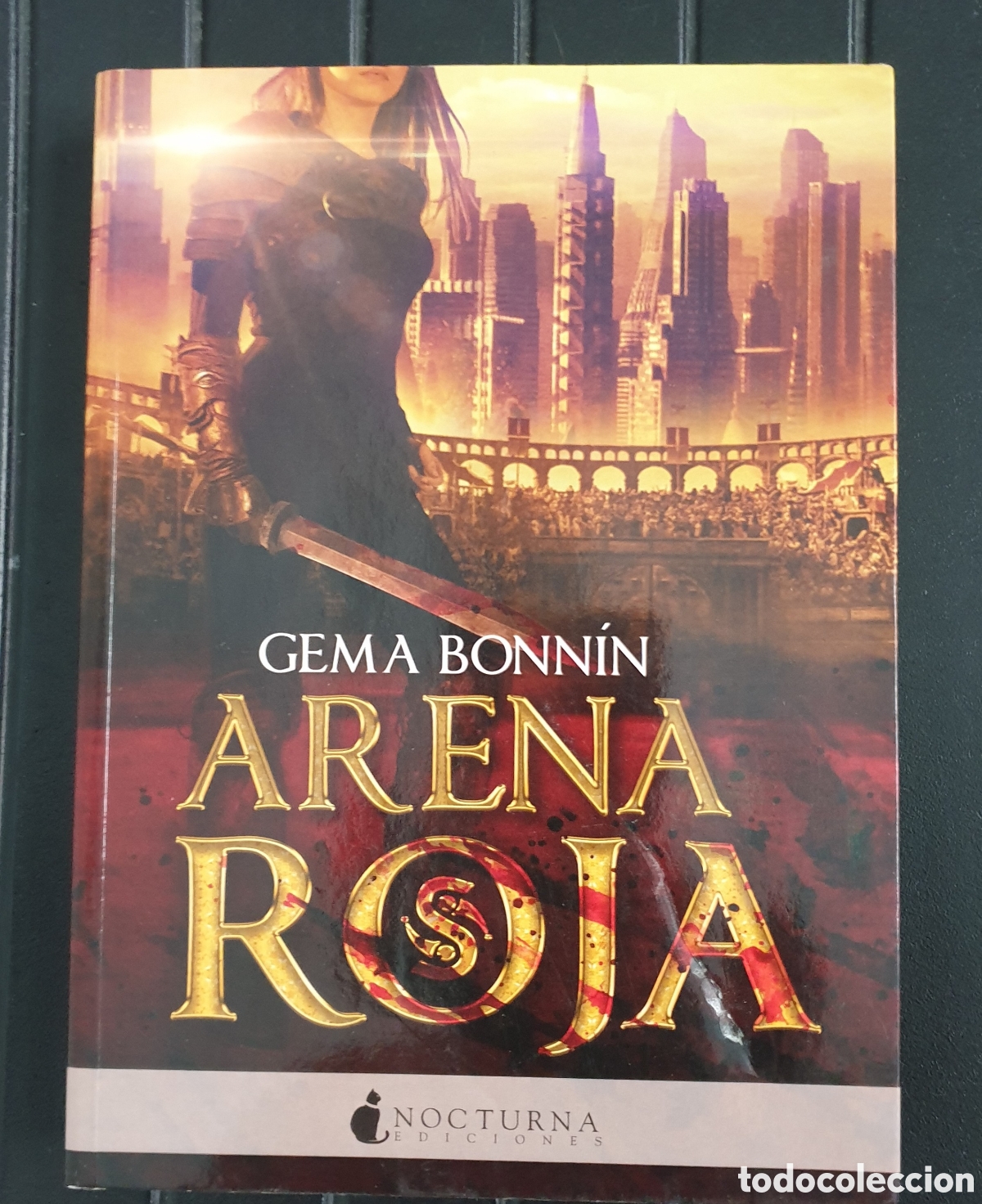 Libros de segunda mano: Arena roja - Gema Bonnin - Foto 1