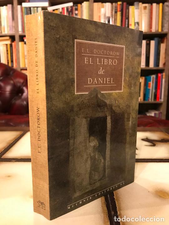 Libros de segunda mano: El libro de Daniel. E. L. Doctorow. - Foto 1