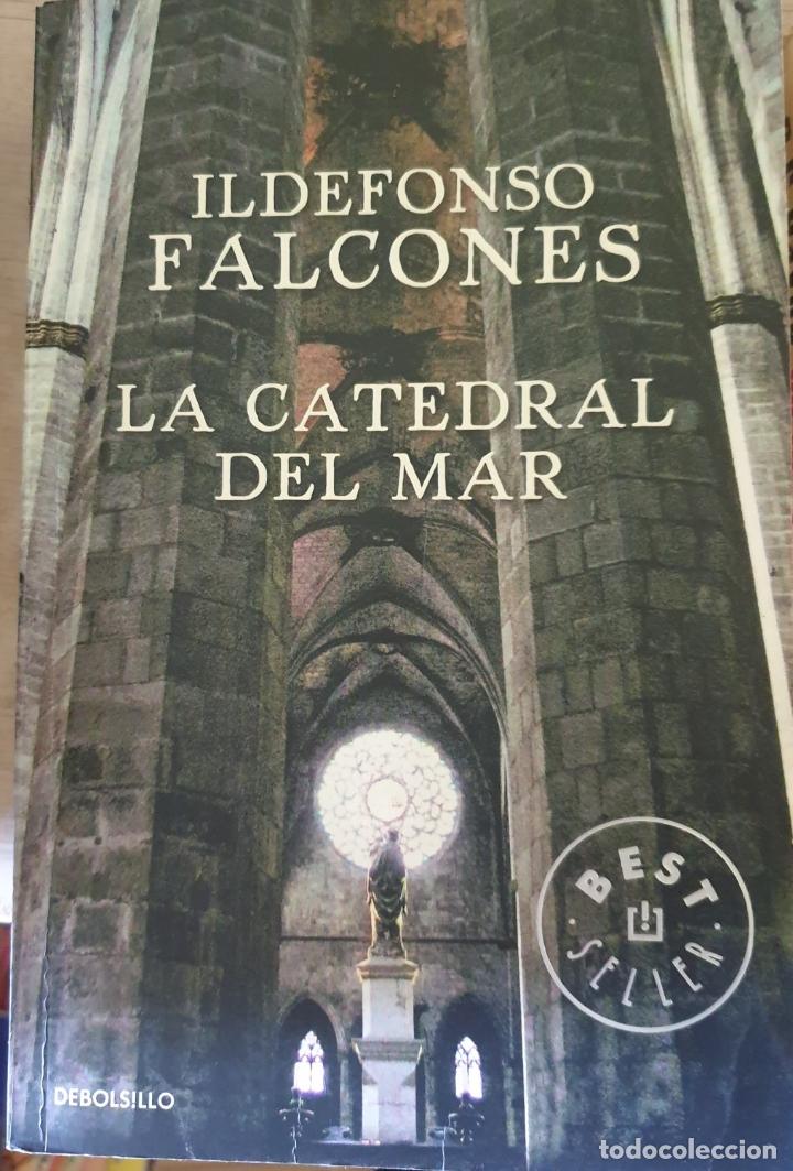 Libros de segunda mano: LA CATEDRAL DEL MAR. - FALCONES, Ildefonso. - Foto 1