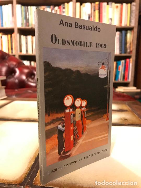 Libros de segunda mano: Oldsmobile 1962. Ana Basualdo. - Foto 1