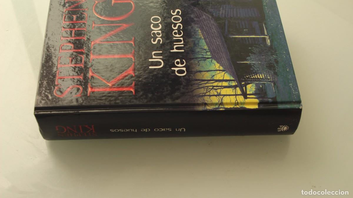 Libros de segunda mano: UN SACO DE HUESOS STEPHEN KING - Foto 2