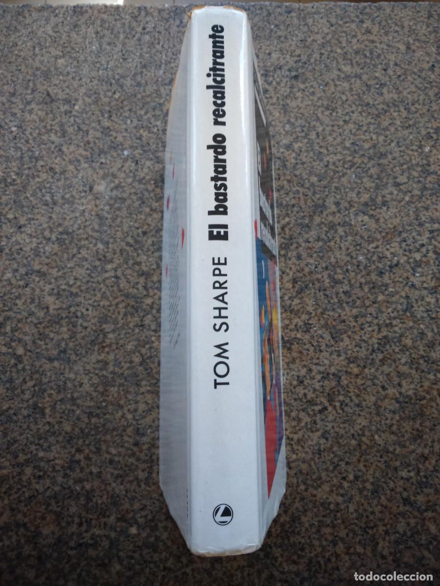 Libros de segunda mano: EL BASTARDO RECALCITRANTE -- TOM SHARPE -- CIRCULO -- - Foto 3