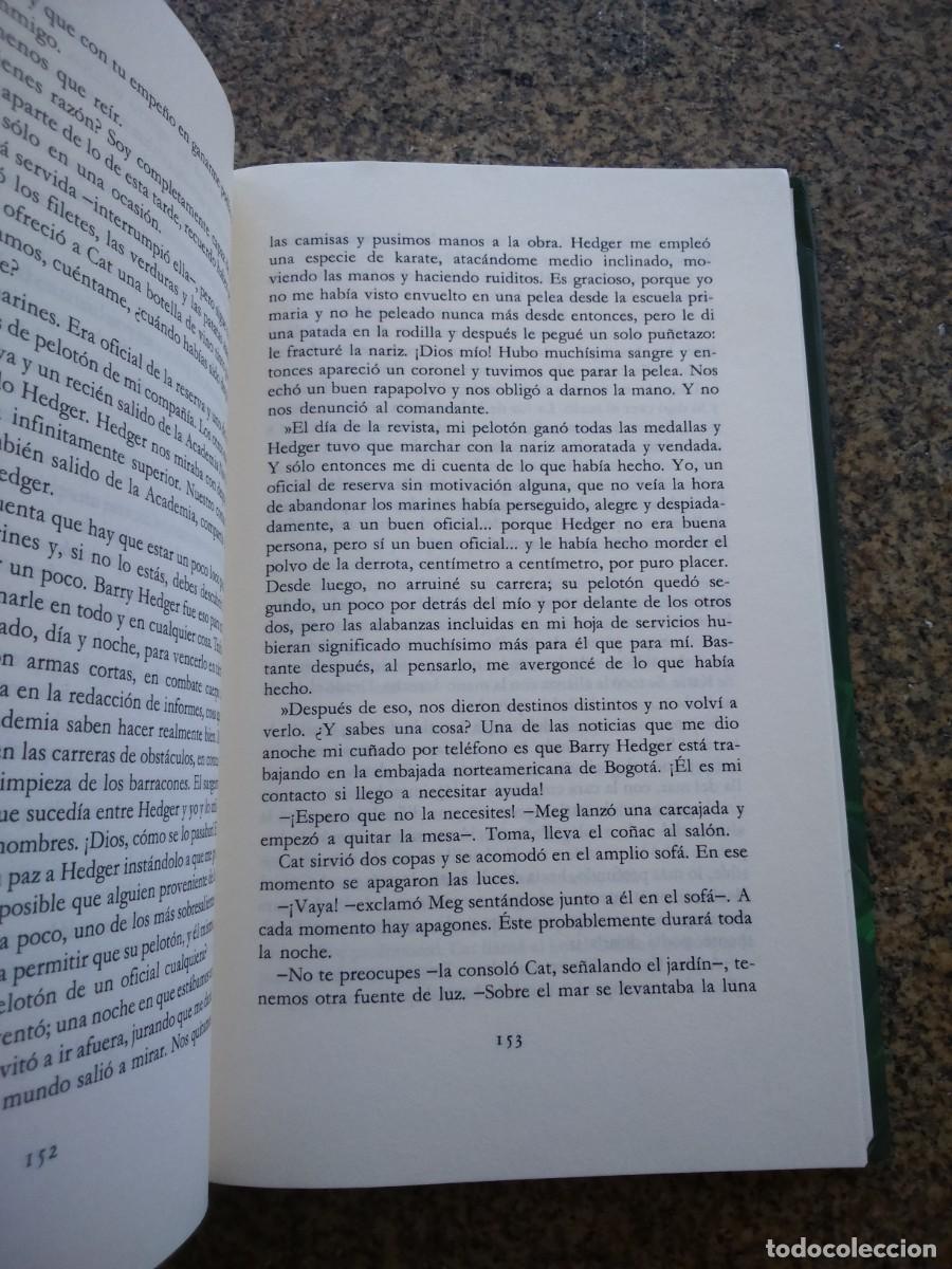 Libros de segunda mano: CONTRABANDO BLANCO -- STUART WOODS -- CIRCULO -- - Foto 2
