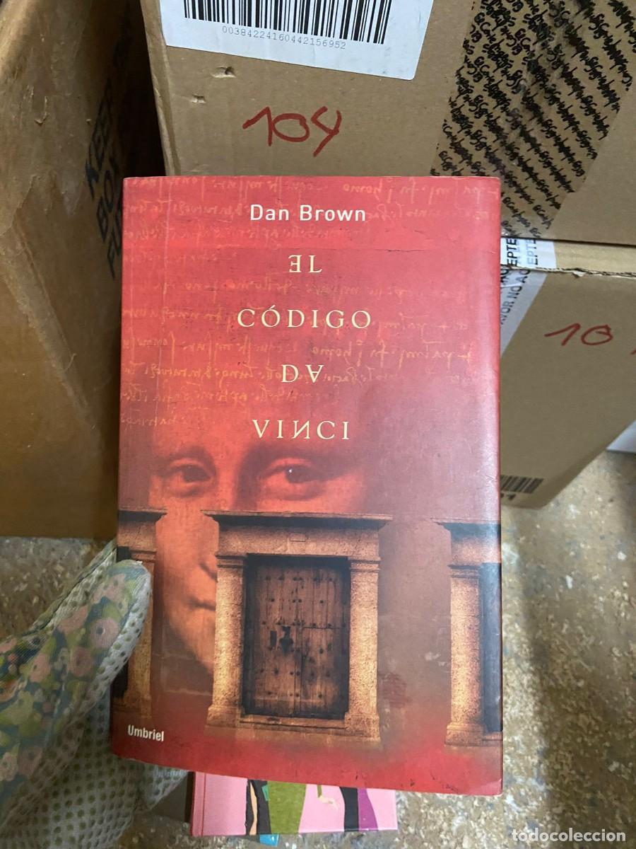 Libros de segunda mano: CAJA104 EL CODIGO DA VINCI, DAN BROWN - Foto 1