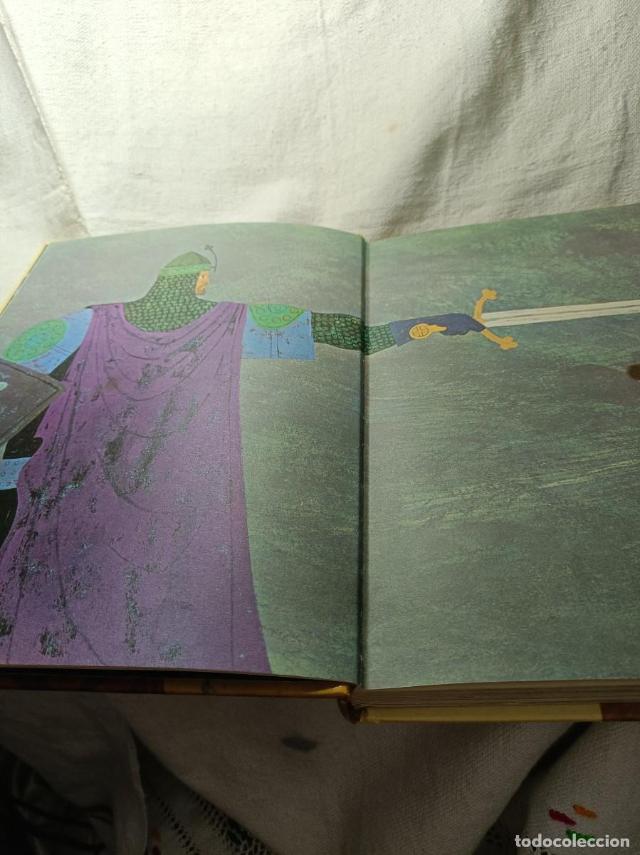 Libros de segunda mano: Magnifico libro El Cid - Foto 2