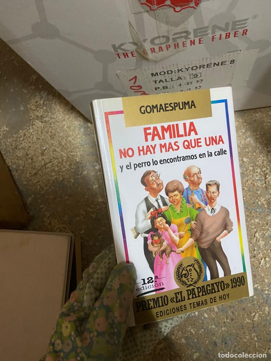Libros de segunda mano: Caja103 - familia no hay mas que una, y el perro lo encontramos en la calle
