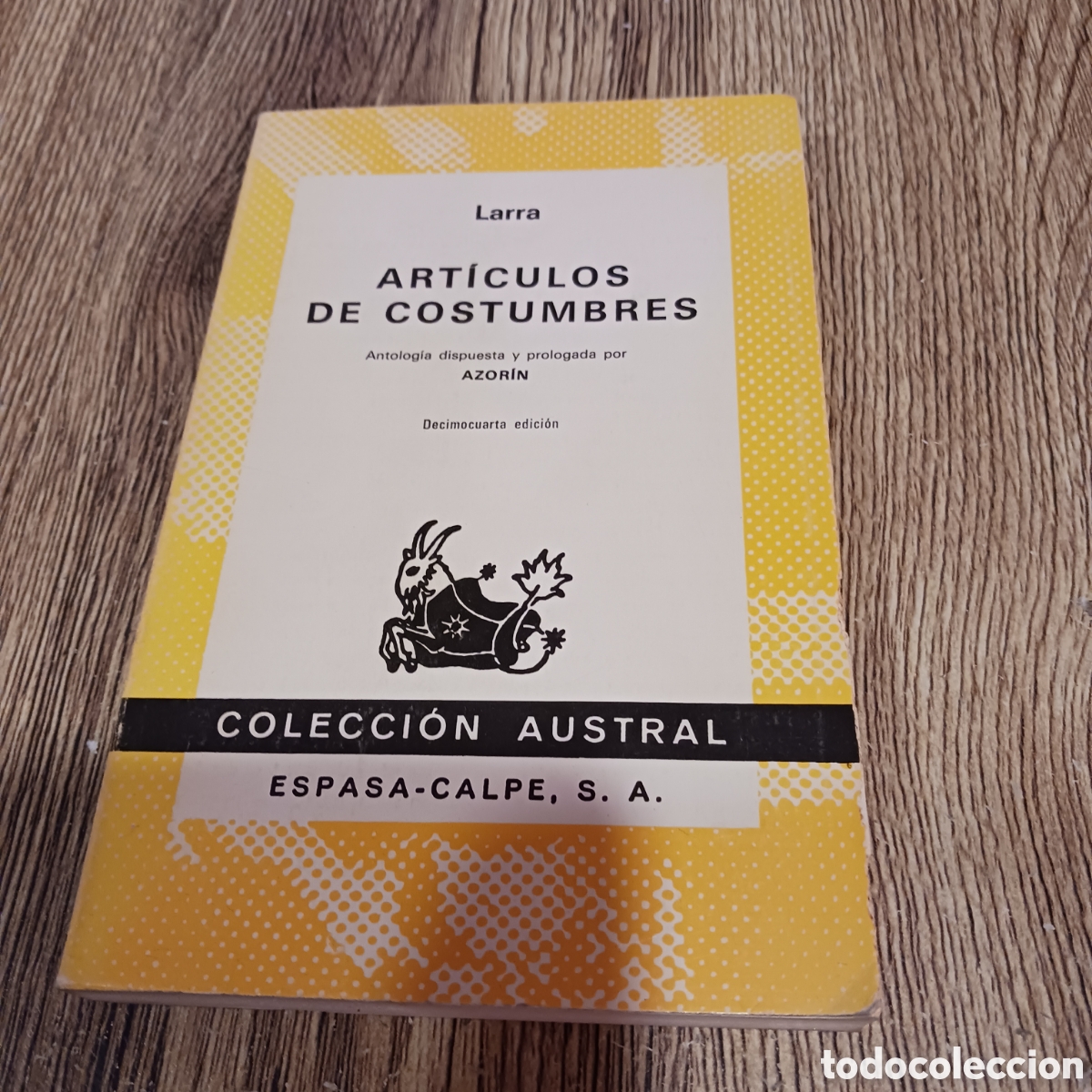 Libri di seconda mano: Art&iacute;culos de Costumbres de Larra