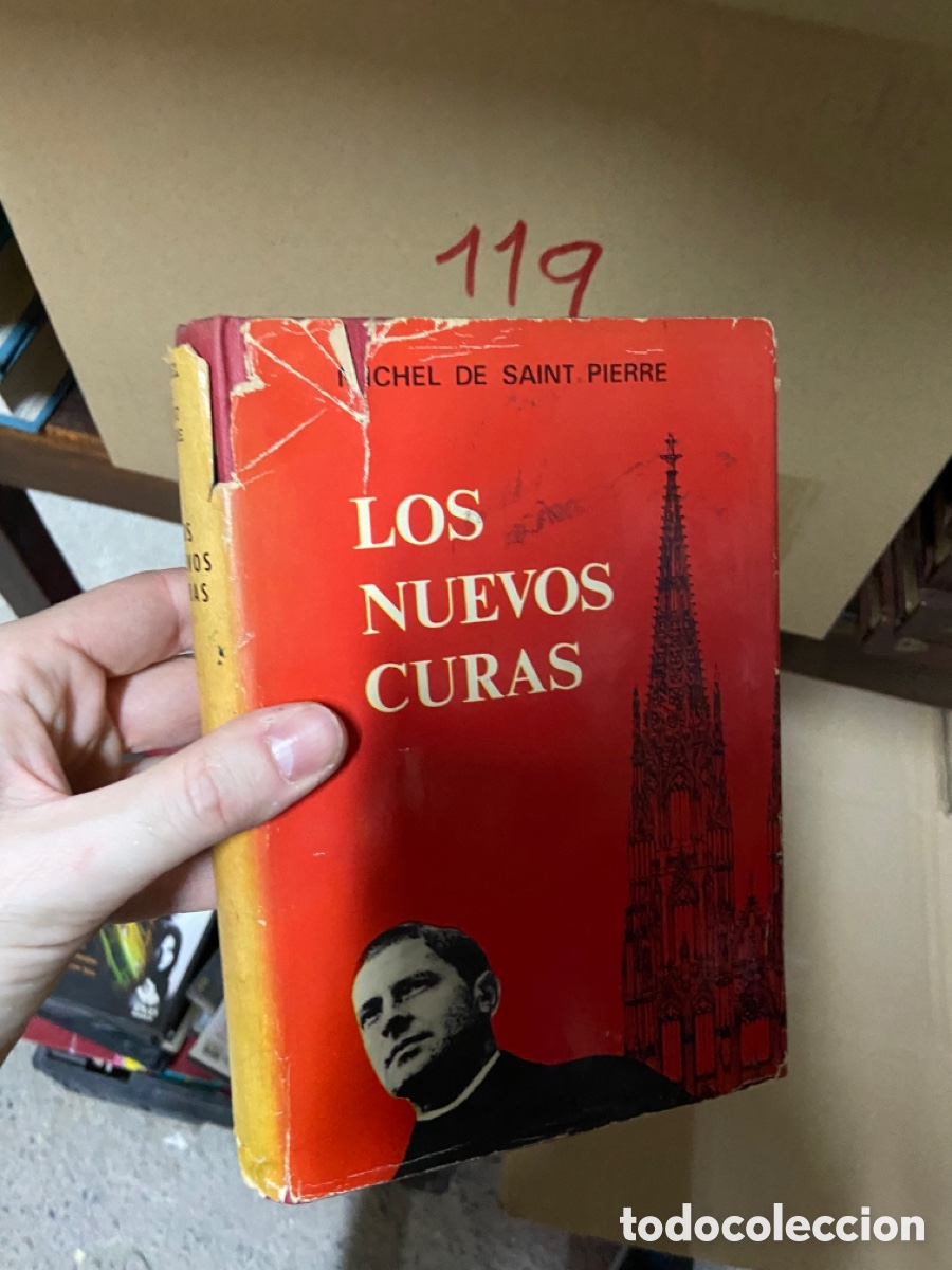 Libros de segunda mano: Caja119 michel DE SAINT PIERRE ; LOS NUEVOS CURAS