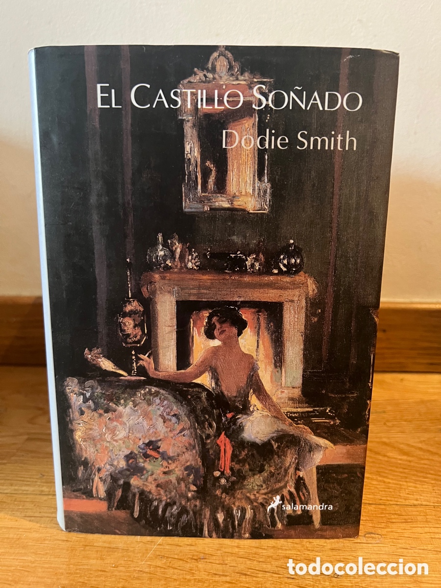 Libros de segunda mano: El castillo so&ntilde;ado Dodie Smith - Foto 1