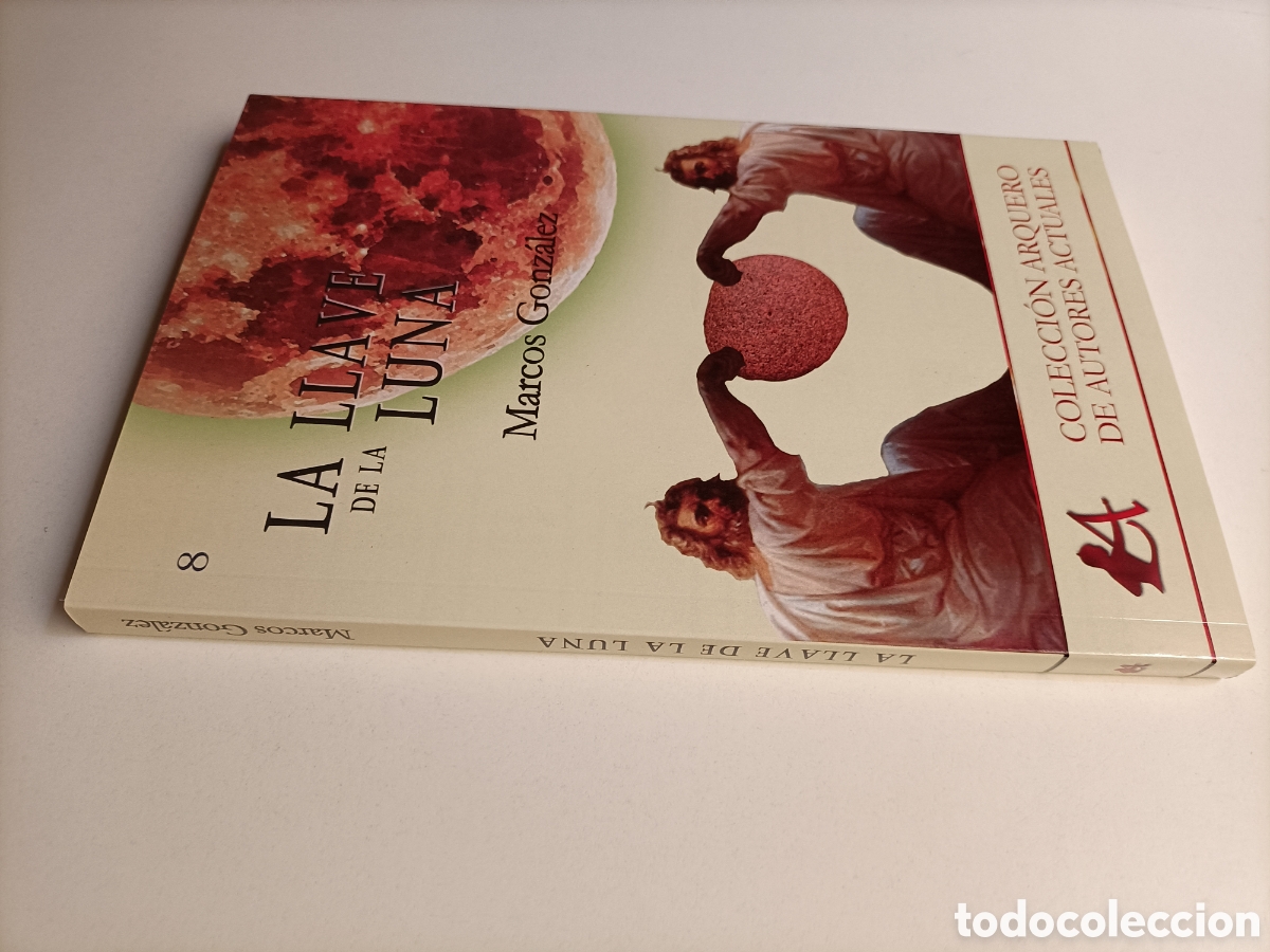 Libros de segunda mano: La llave de la luna Marcos Gonz&aacute;lez - Foto 1