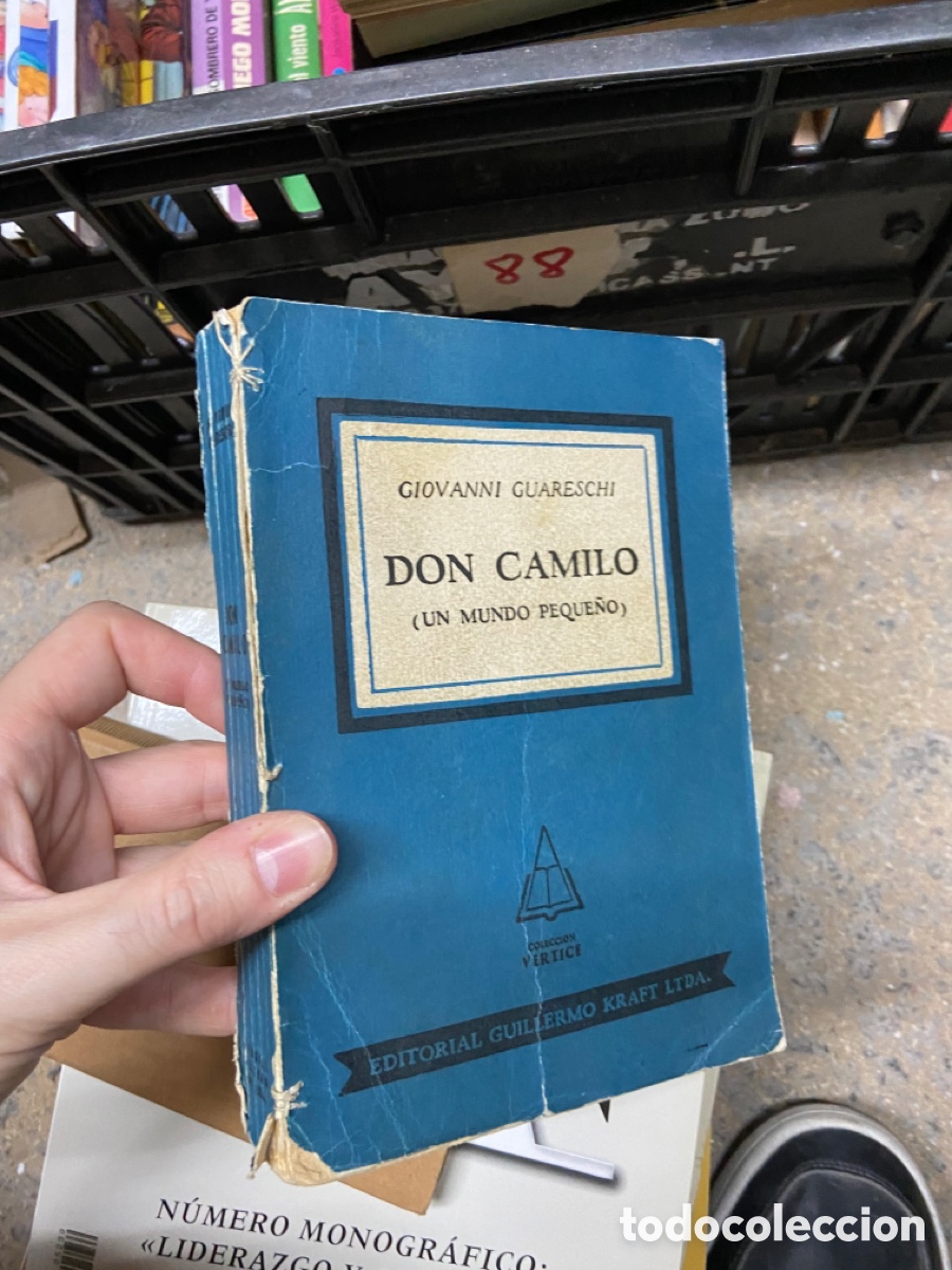 Libros de segunda mano: Caja88 GIOVANNI GUARESCHI DON CAMILO (UN MUNDO PEQUE&Ntilde;O)