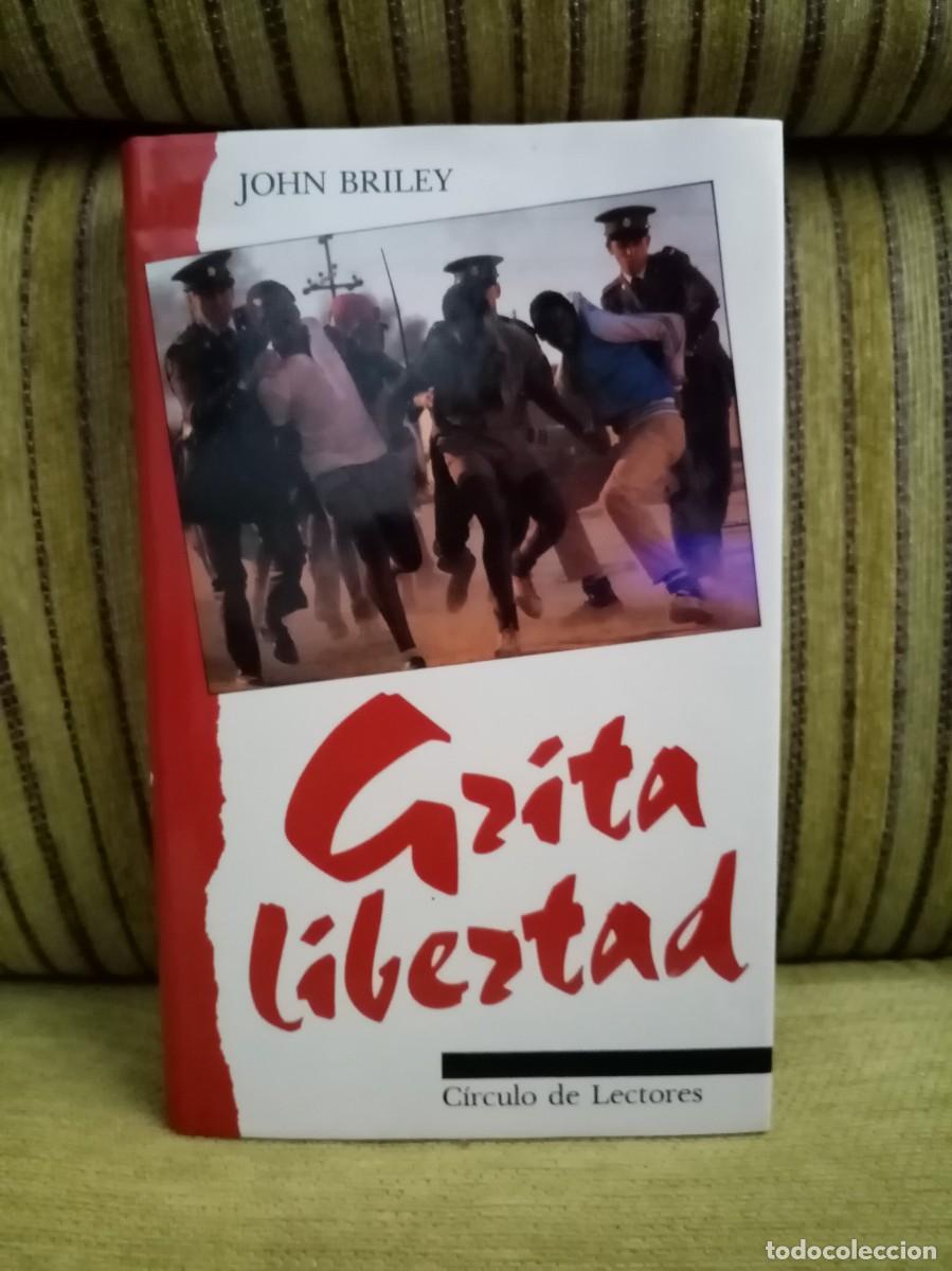 Libros de segunda mano: GRITA LIBERTAD John Briley - Foto 1