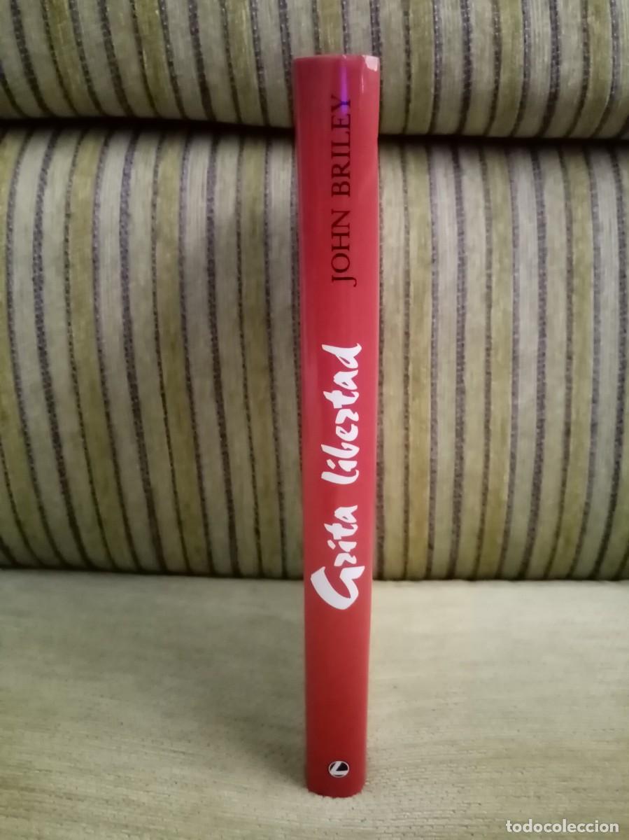 Libros de segunda mano: GRITA LIBERTAD John Briley - Foto 2