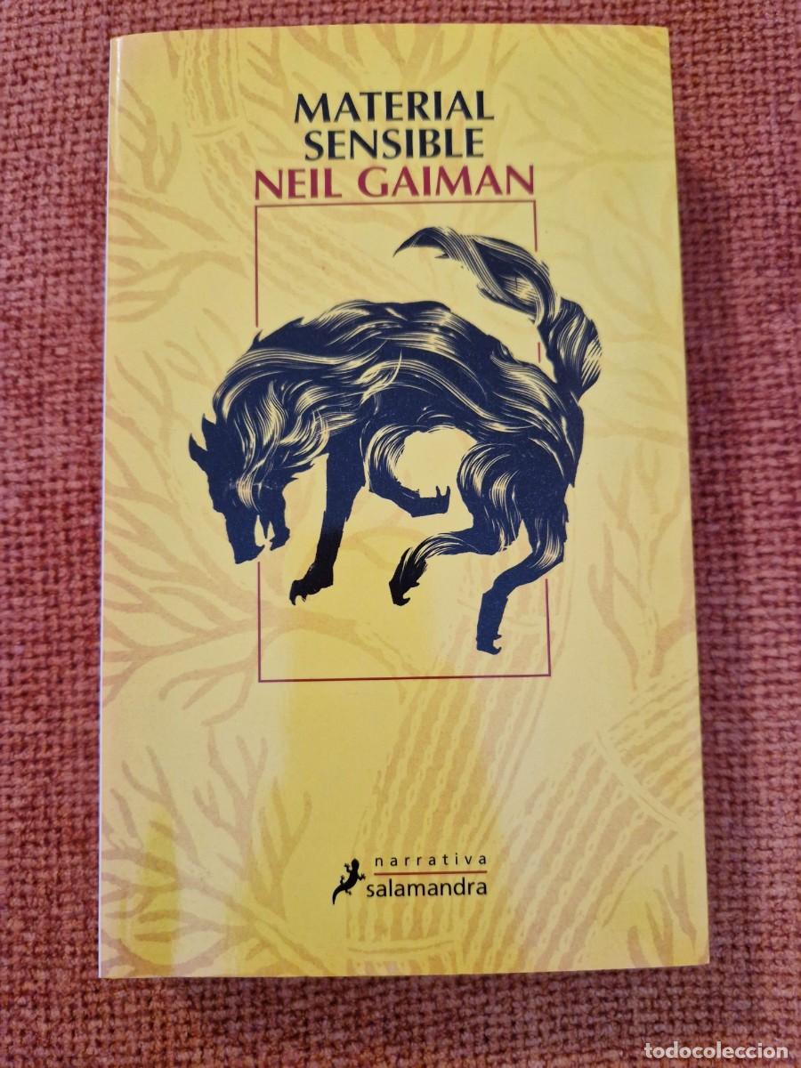 Libros de segunda mano: Neil Gaiman: Material sensible - Editorial Salamandra - Foto 1