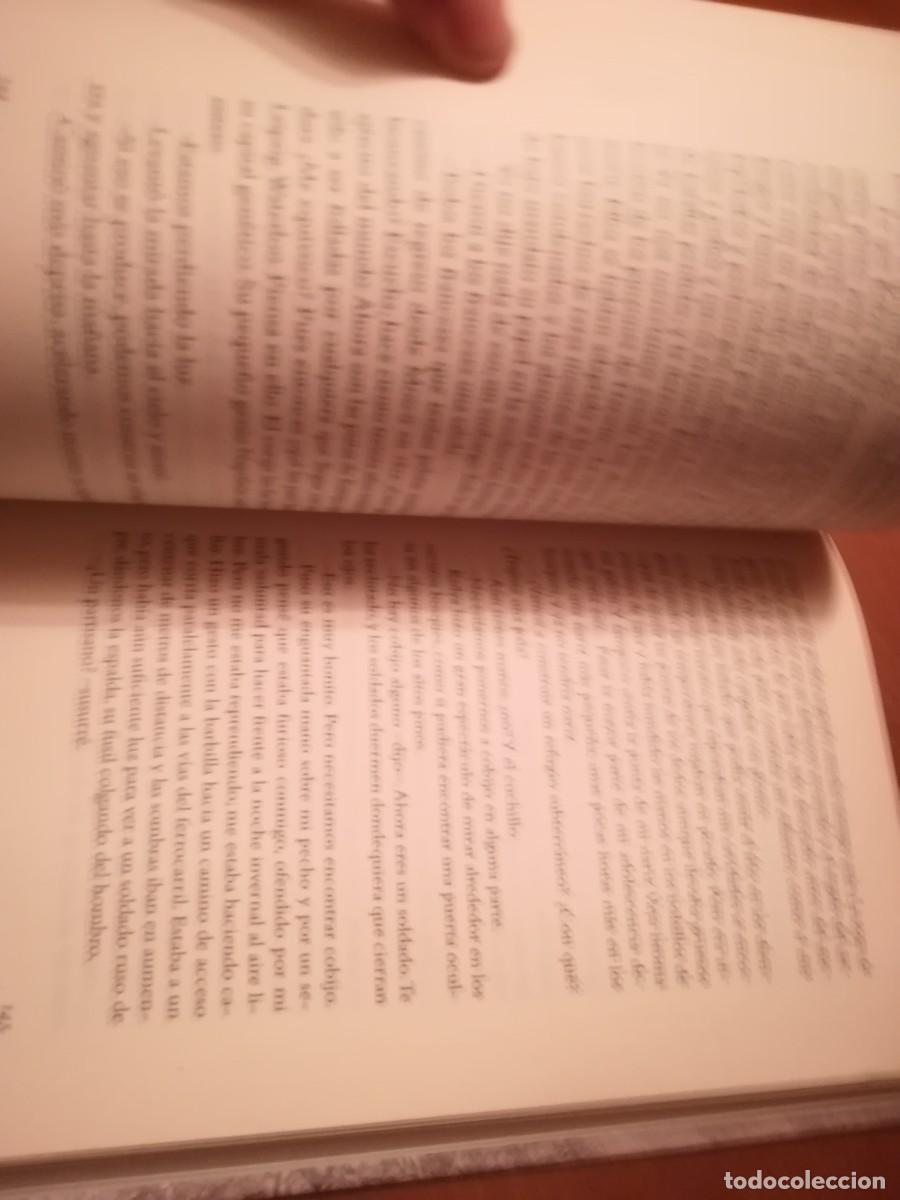 Libros de segunda mano: CIUDAD DE LADRONES / DAVID BENIOFF / CONS 451 / CIRCULO DE LECTORES - Foto 3