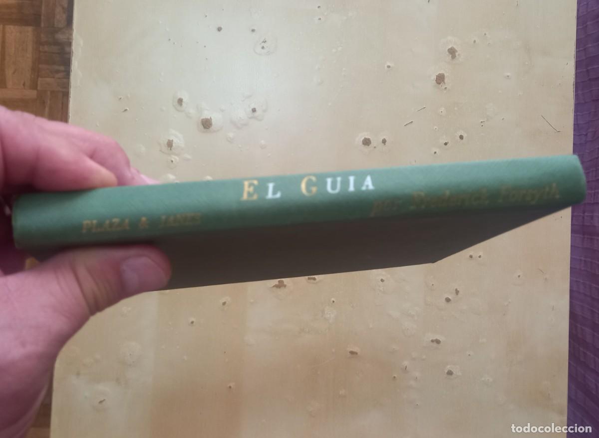 Libros de segunda mano: EL GU&Iacute;A - FREDERICK FORSYTH - Foto 3