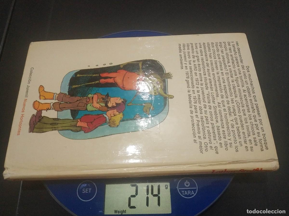 Libros de segunda mano: UN PLATILLO VOLANTE EN EL BOSQUE - Foto 2