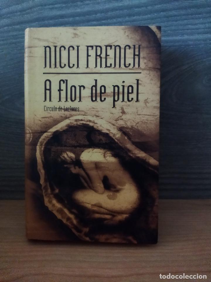Libros de segunda mano: A flor de piel - Foto 1