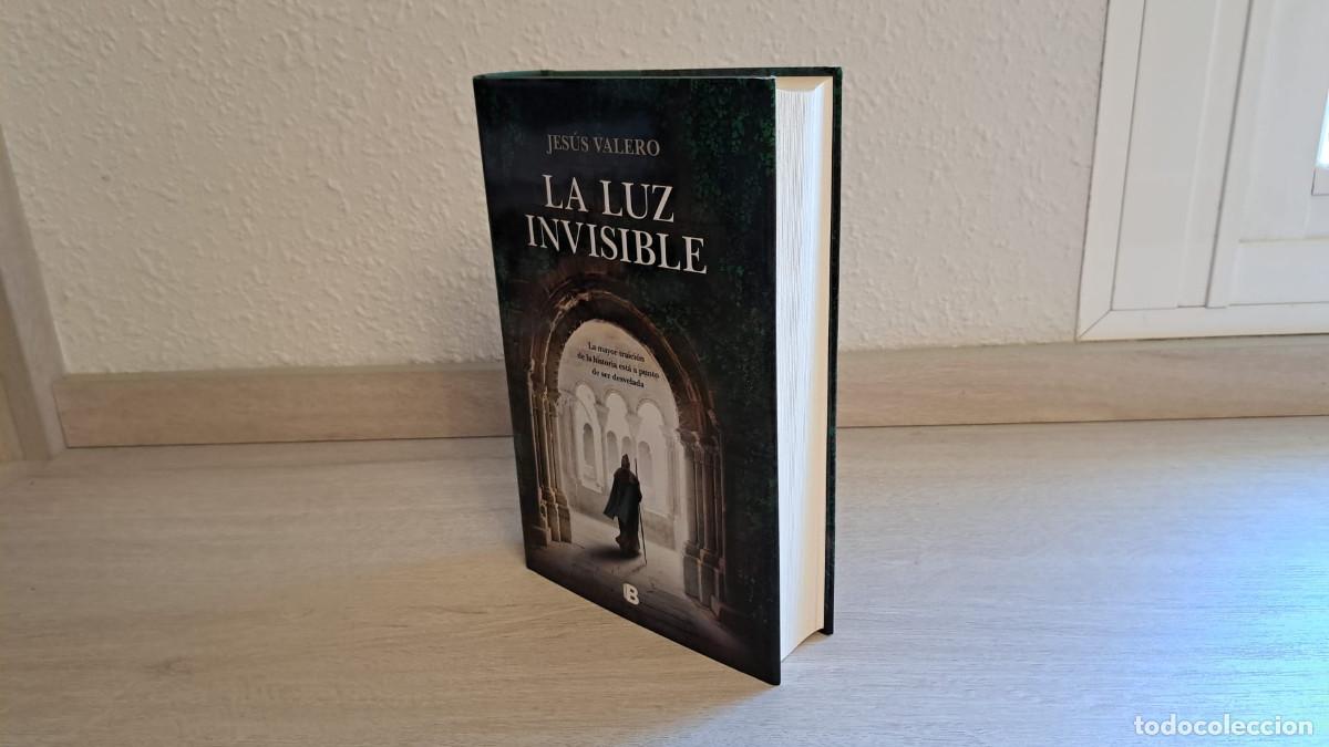 Libros de segunda mano: Libro La luz invisible - Jes&uacute;s Valero - - Foto 3