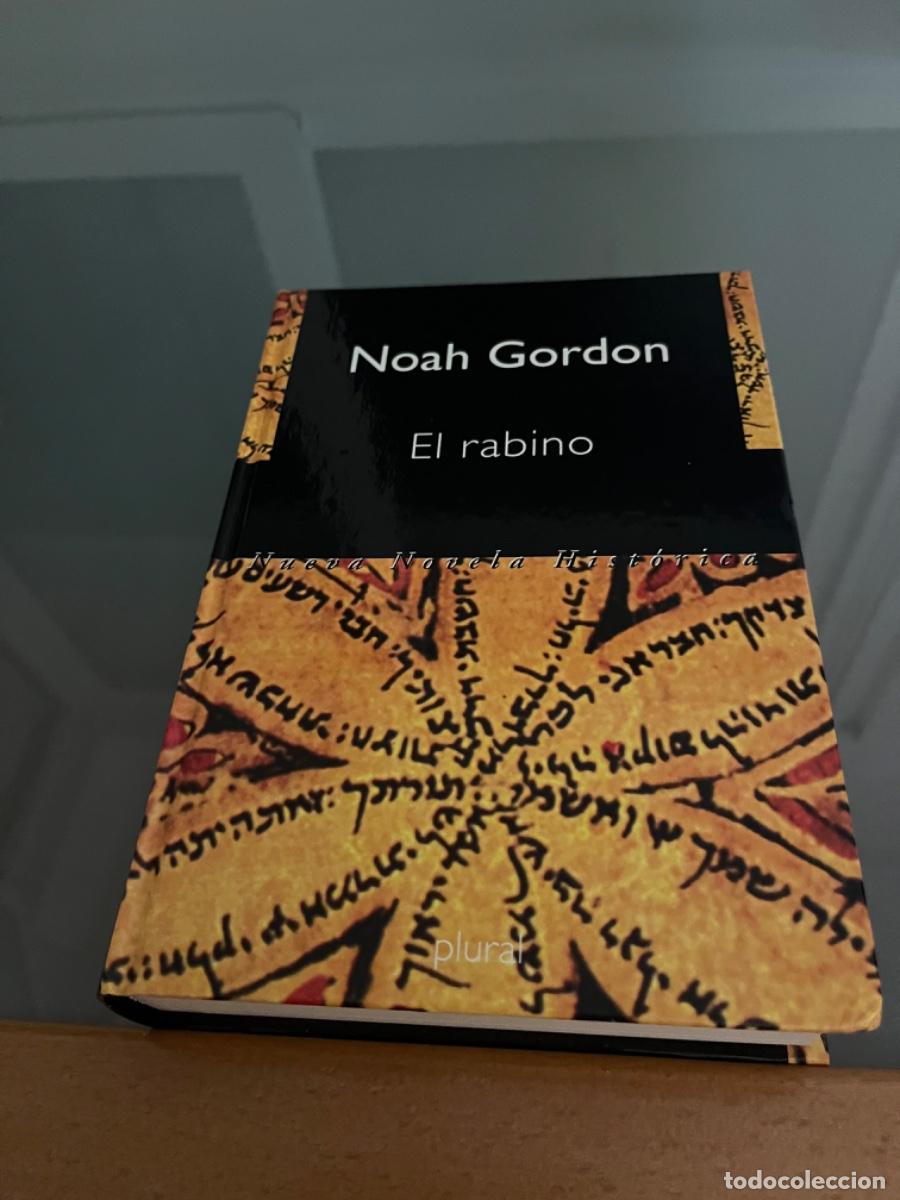Libros de segunda mano: Libro de &ldquo;El rabino&rdquo; de Noah Gordon. - Foto 1