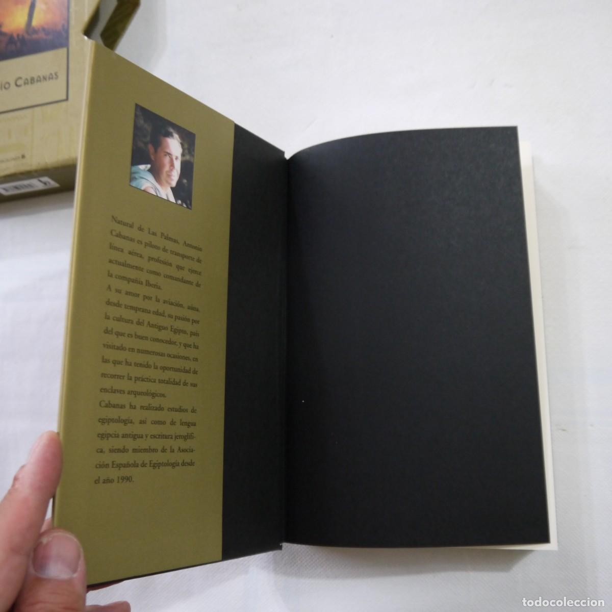 Libros de segunda mano: EL LADR&Oacute;N DE TUMBAS - ANTONIO CABANAS - EDICIONES B - Foto 2