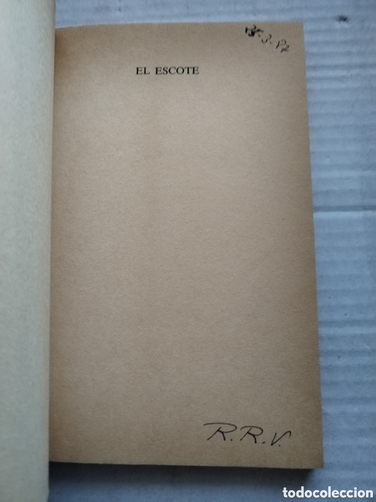 Libros de segunda mano: EL ESCOTE/MARIA JAEN - Foto 2