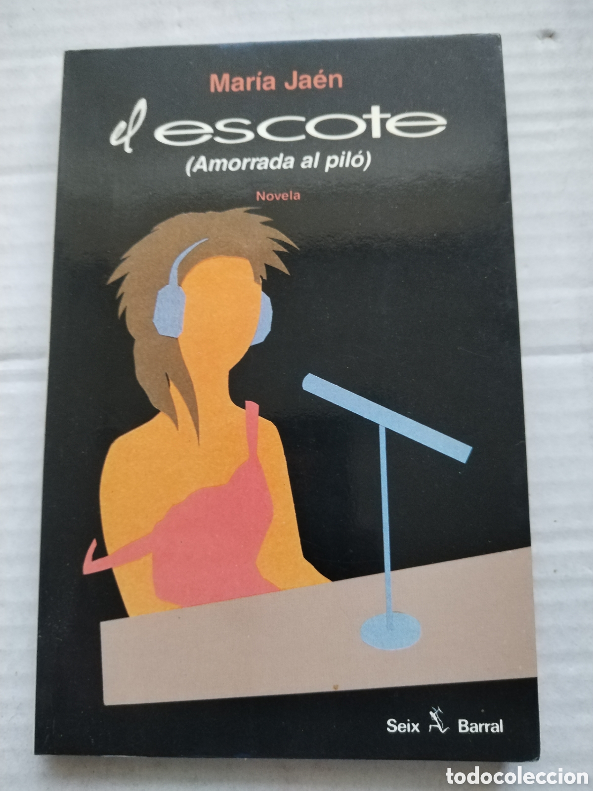 Libros de segunda mano: EL ESCOTE/MARIA JAEN - Foto 1