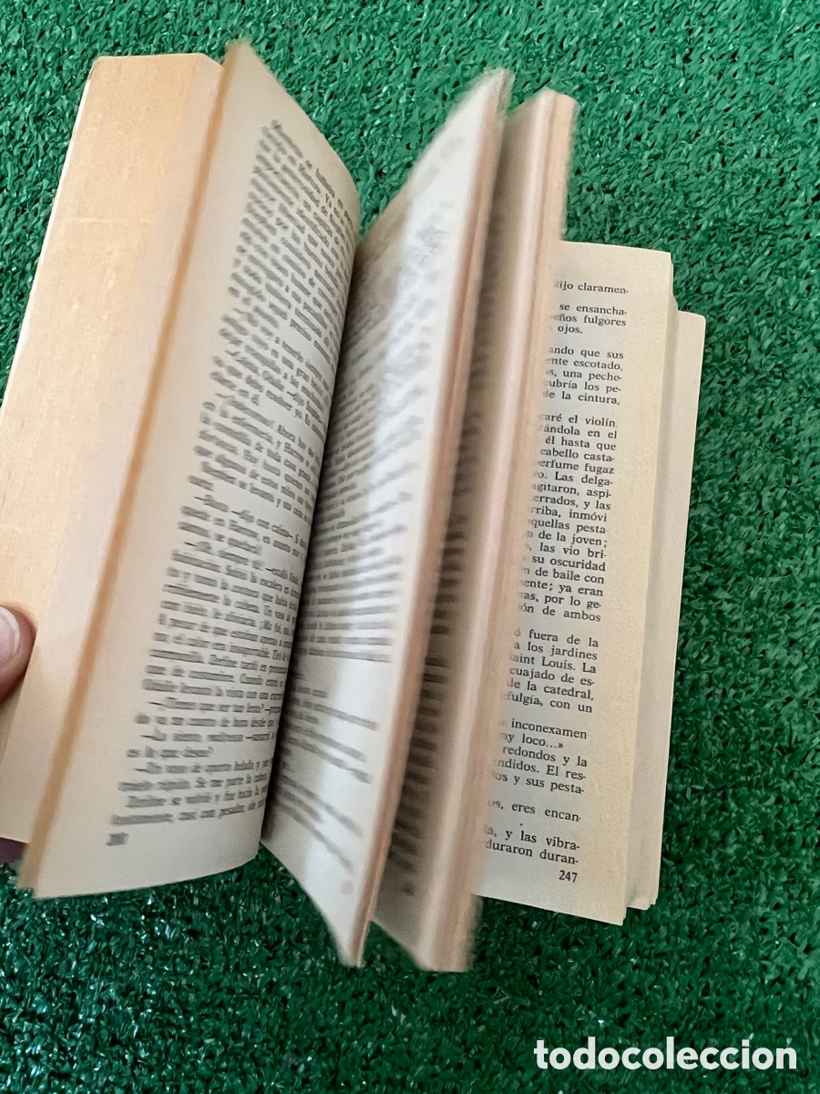 Libros de segunda mano: Mientras la ciudad duerme - Foto 6