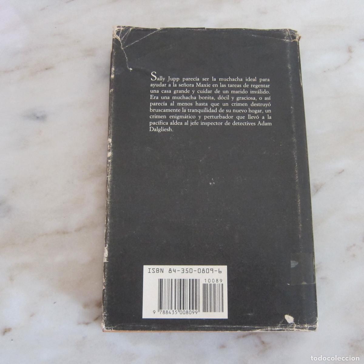 Libros de segunda mano: CUBRIDLE EL ROSTRO - P. D. JAMES (EDHASA) NOVELA - Foto 2
