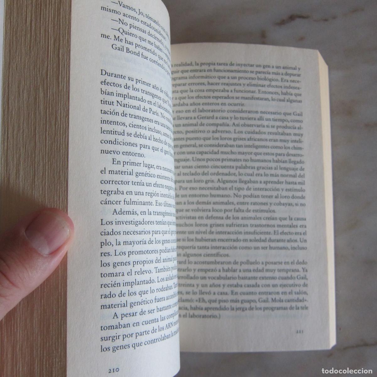 Libros de segunda mano: NEXT - MICHAEL CRICHTON (DEBOLSILLO) NOVELA - Foto 3