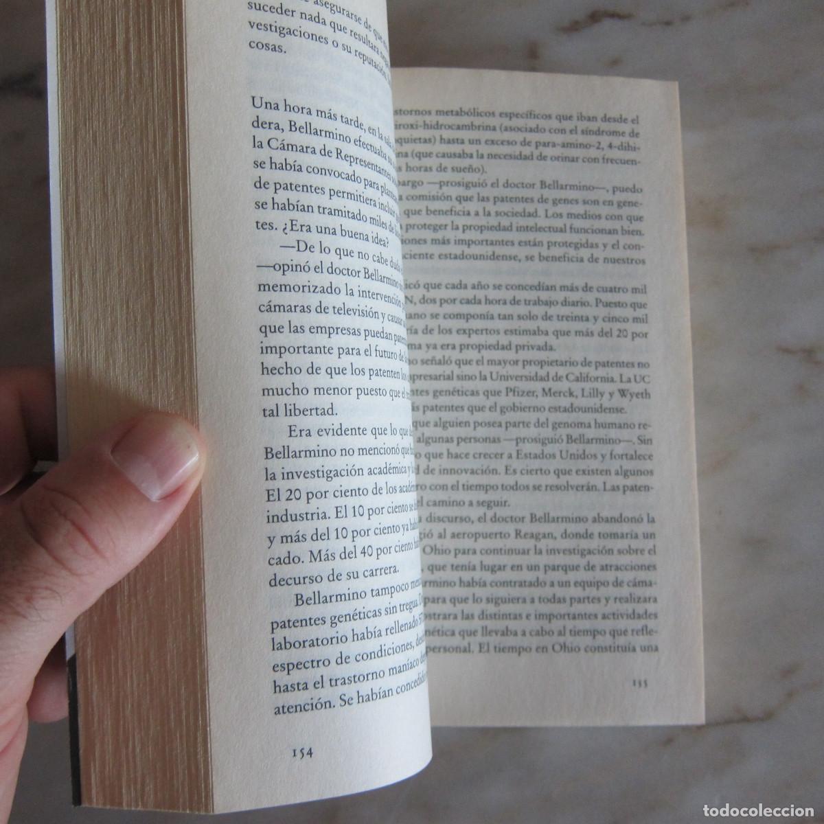 Libros de segunda mano: NEXT - MICHAEL CRICHTON (DEBOLSILLO) NOVELA - Foto 4