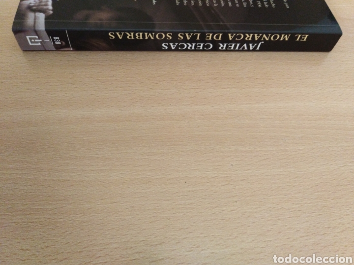 Libros de segunda mano: EL MONARCA DE LAS SOMBRAS. Javier Cercas - Foto 3