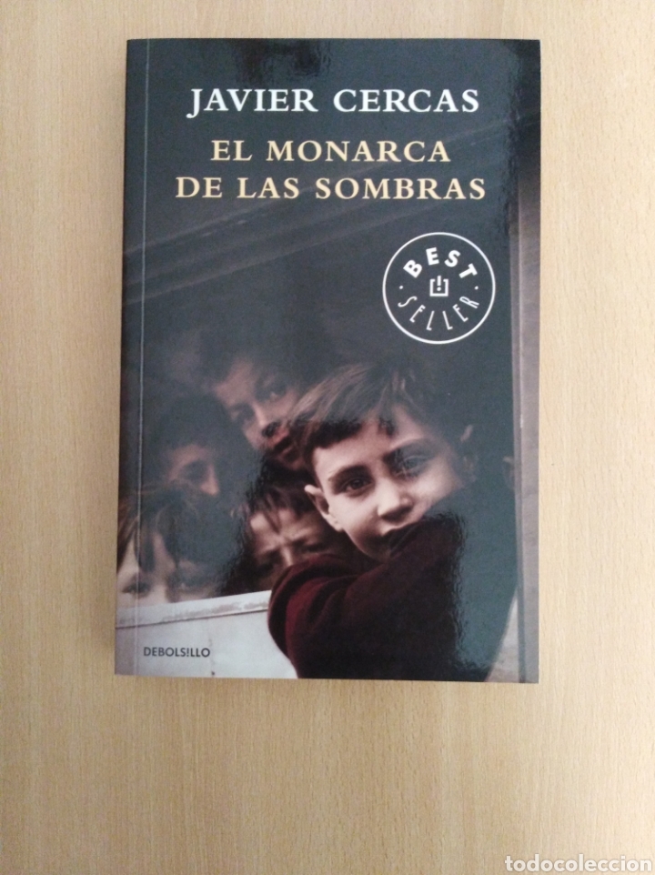Libros de segunda mano: EL MONARCA DE LAS SOMBRAS. Javier Cercas - Foto 1