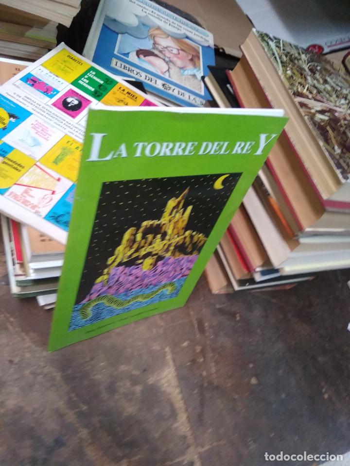 Libros de segunda mano: La torre del rey. L.31390 - Foto 2