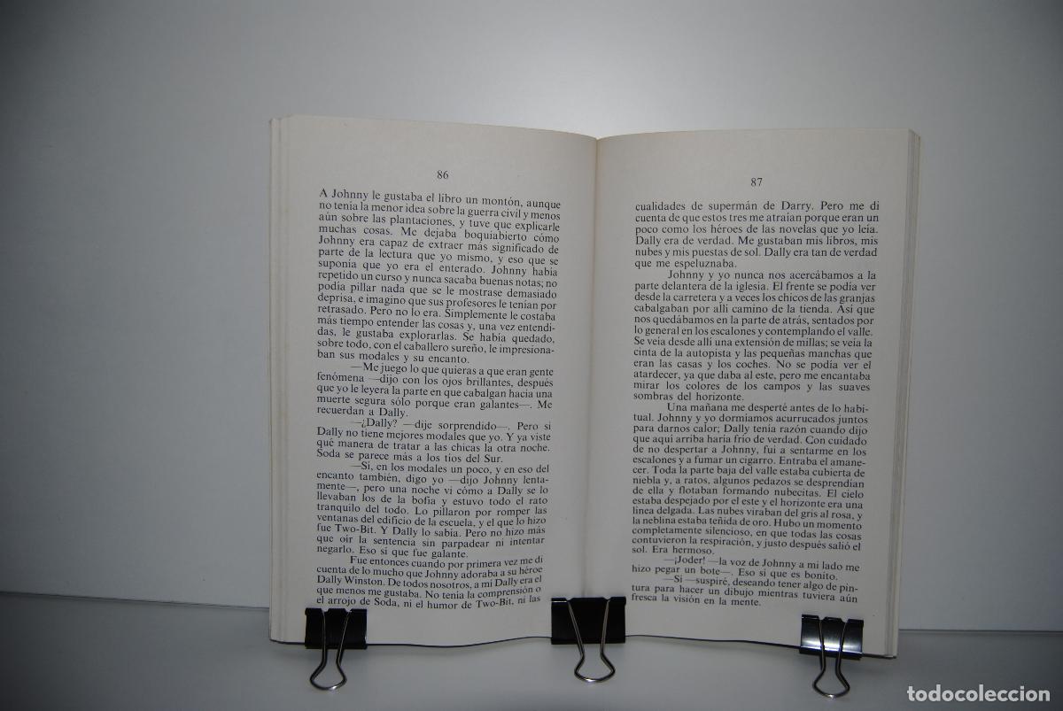 Libros de segunda mano: Rebeldes - E. Hinton, Susan - Foto 2