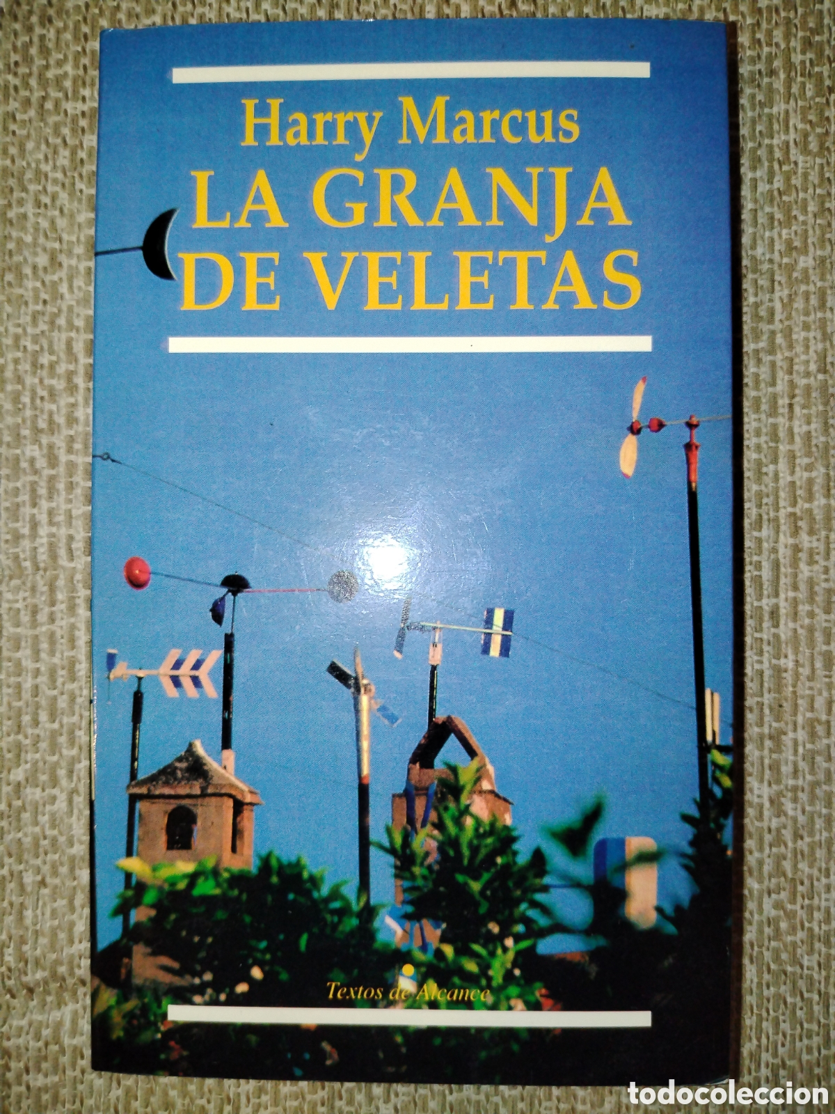 Libros de segunda mano: La granja de veletas. Harry Marcus. - Foto 1