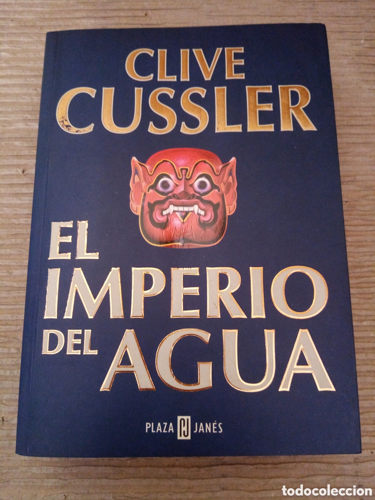 Libros de segunda mano: El imperio del agua -Clive Cussler- - Foto 1