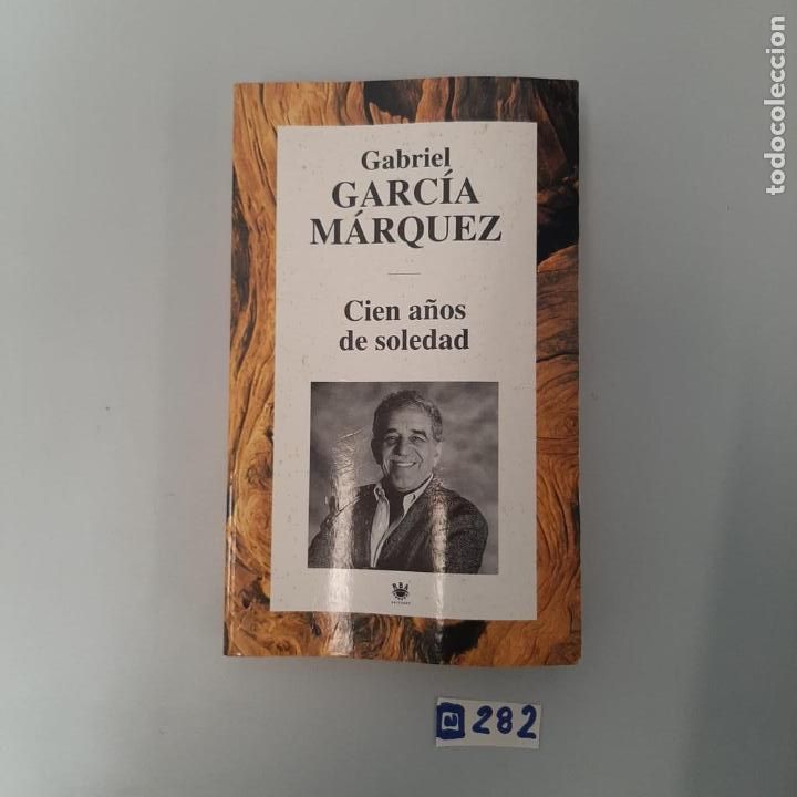 Libros de segunda mano: Cien a&ntilde;os de soledad - Foto 1