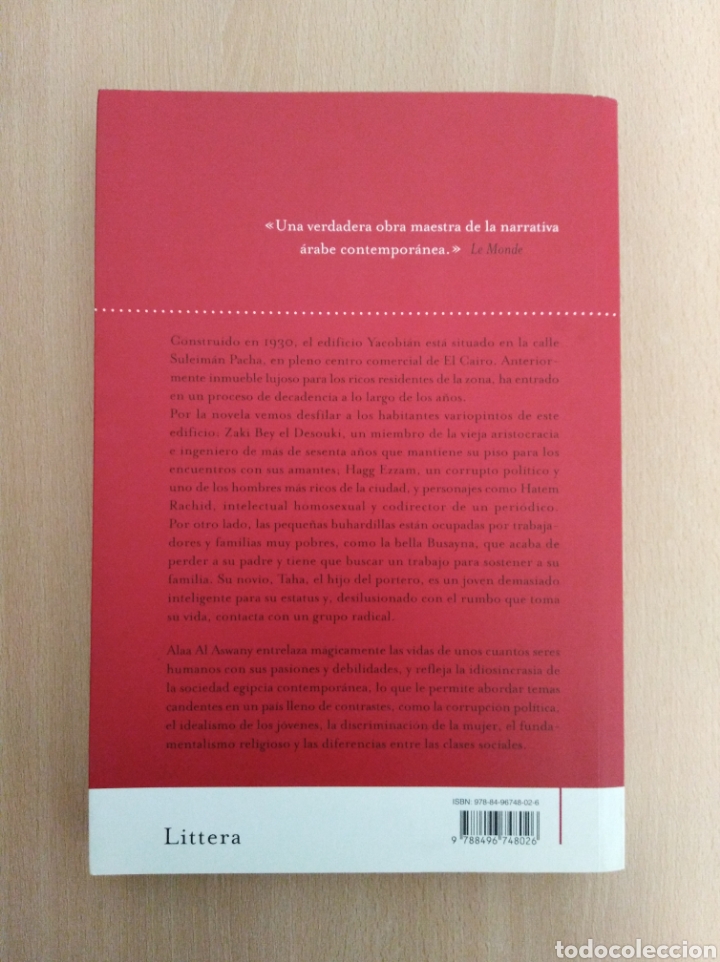 Libros de segunda mano: EL EDIFICIO YACOBI&Aacute;N. Alaa Al Aswany. Maeva Ediciones - Foto 2