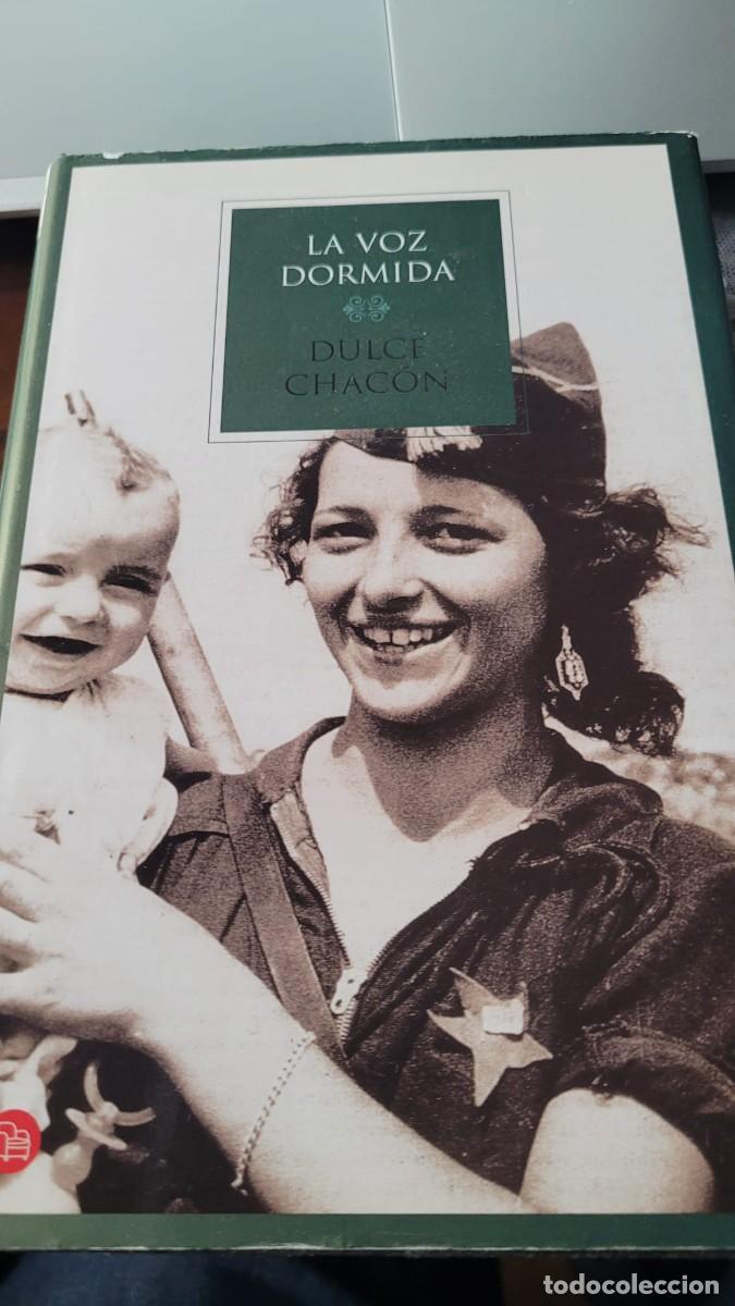 Libros de segunda mano: La voz dormida - Dulce Chac&oacute;n - Foto 1