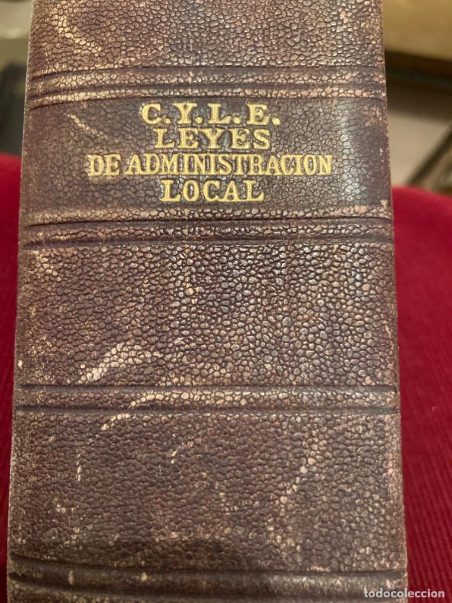 Libros de segunda mano: Leyes de Administraci&oacute;n local, 1957 - Foto 2