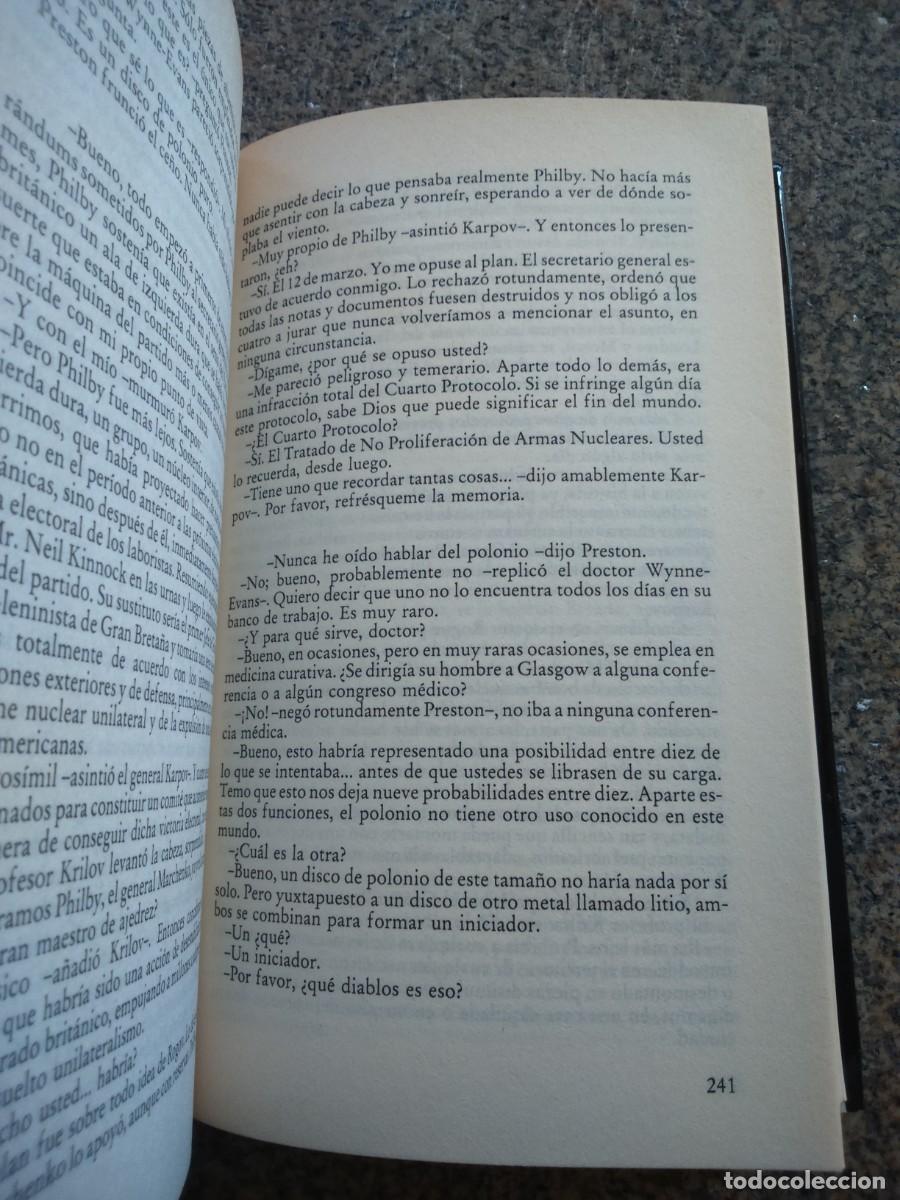 Libros de segunda mano: EL CUARTO PROTOCOLO -- FREDERICK FORSYTH -- CIRCULO 1985 -- - Foto 2
