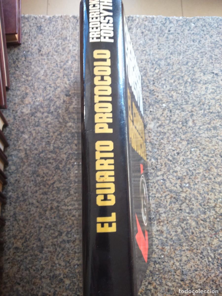 Libros de segunda mano: EL CUARTO PROTOCOLO -- FREDERICK FORSYTH -- CIRCULO 1985 -- - Foto 3