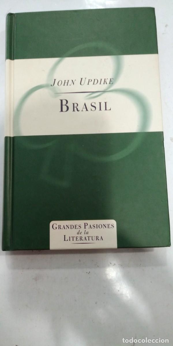 Libros de segunda mano: Brasil John Updike - Foto 1