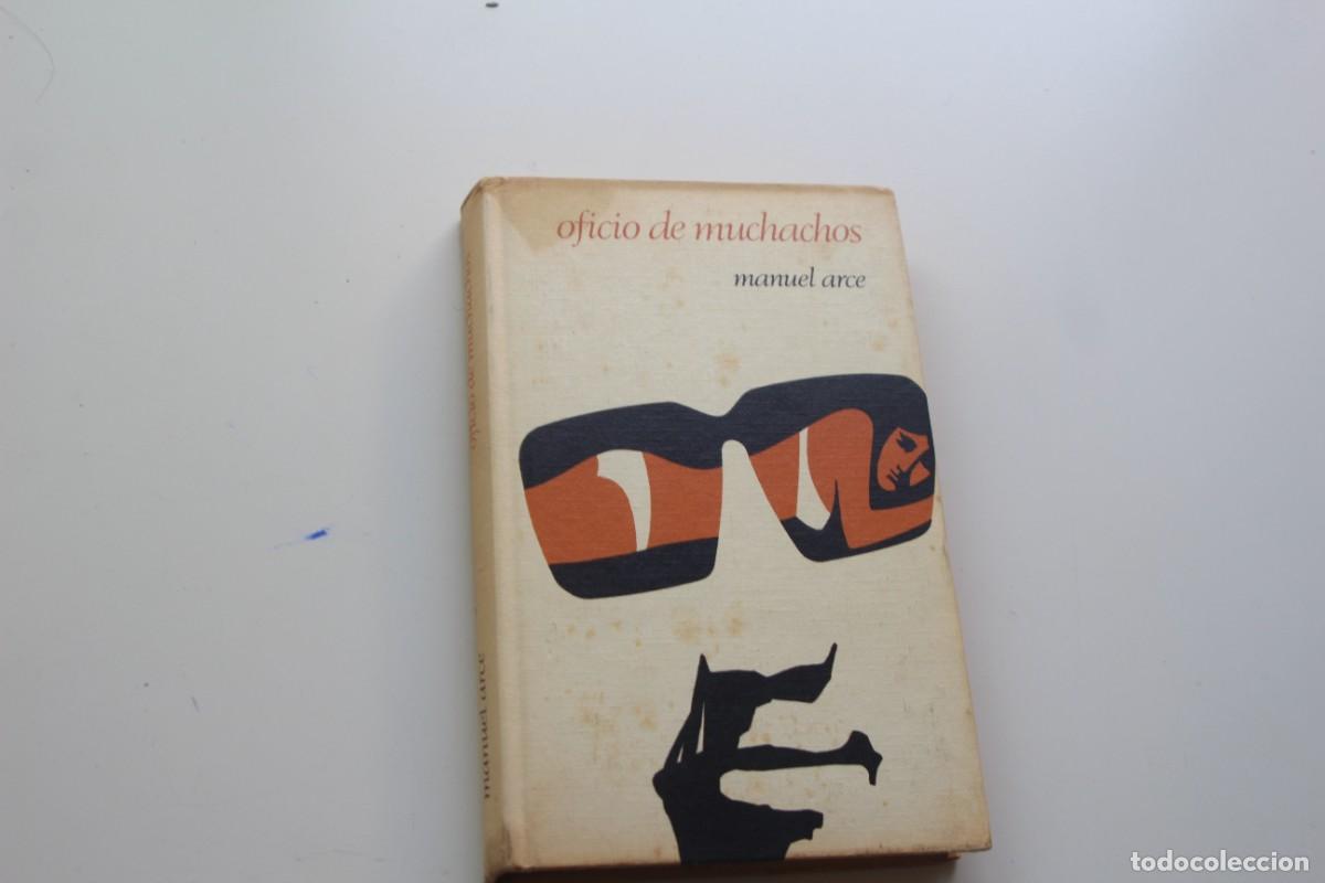 Libros de segunda mano: OFICIO DE MUCHACHOS - Foto 1