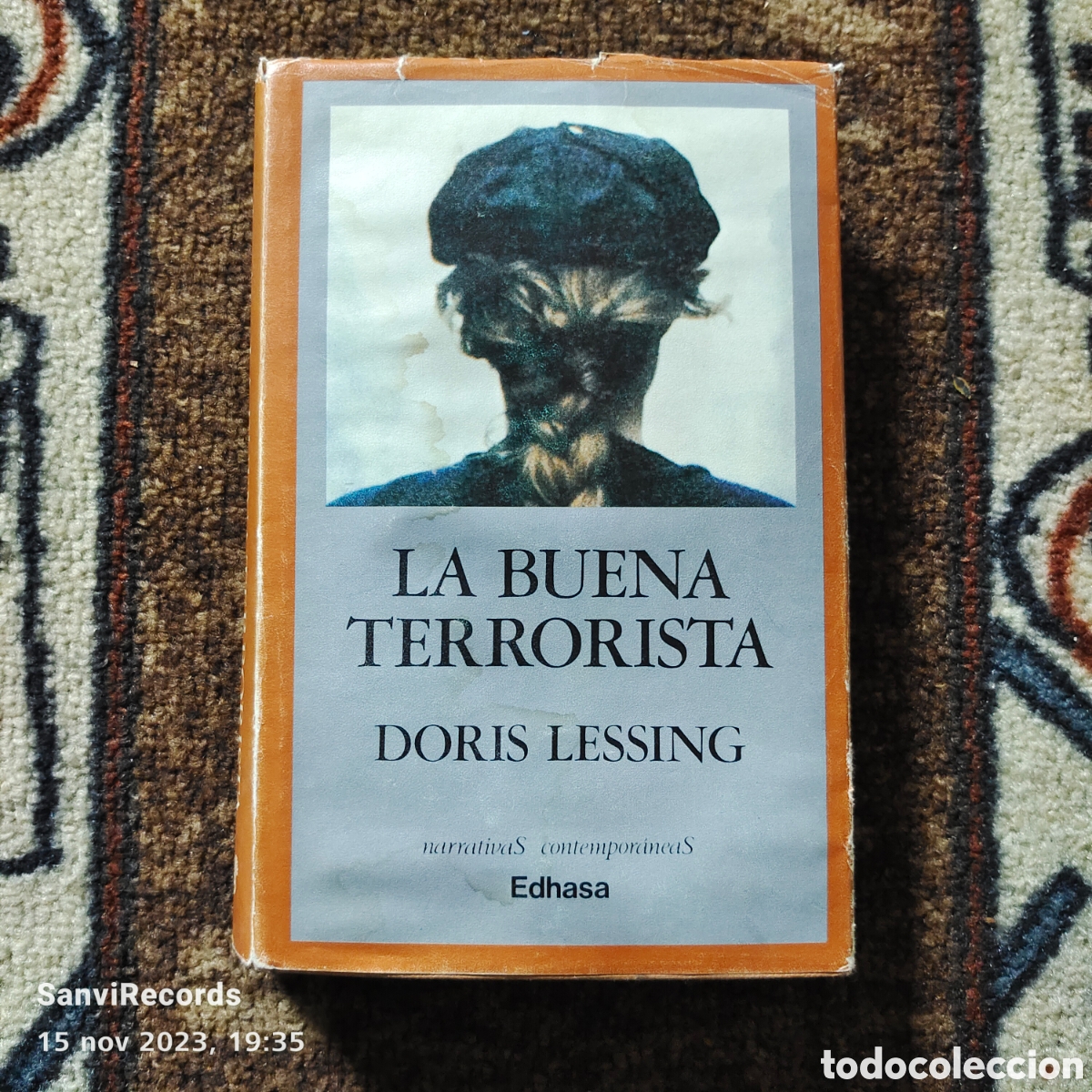 Libros de segunda mano: LA BUENA TERRORISTA (DORIS LESSING) (EDHASA) - Foto 1