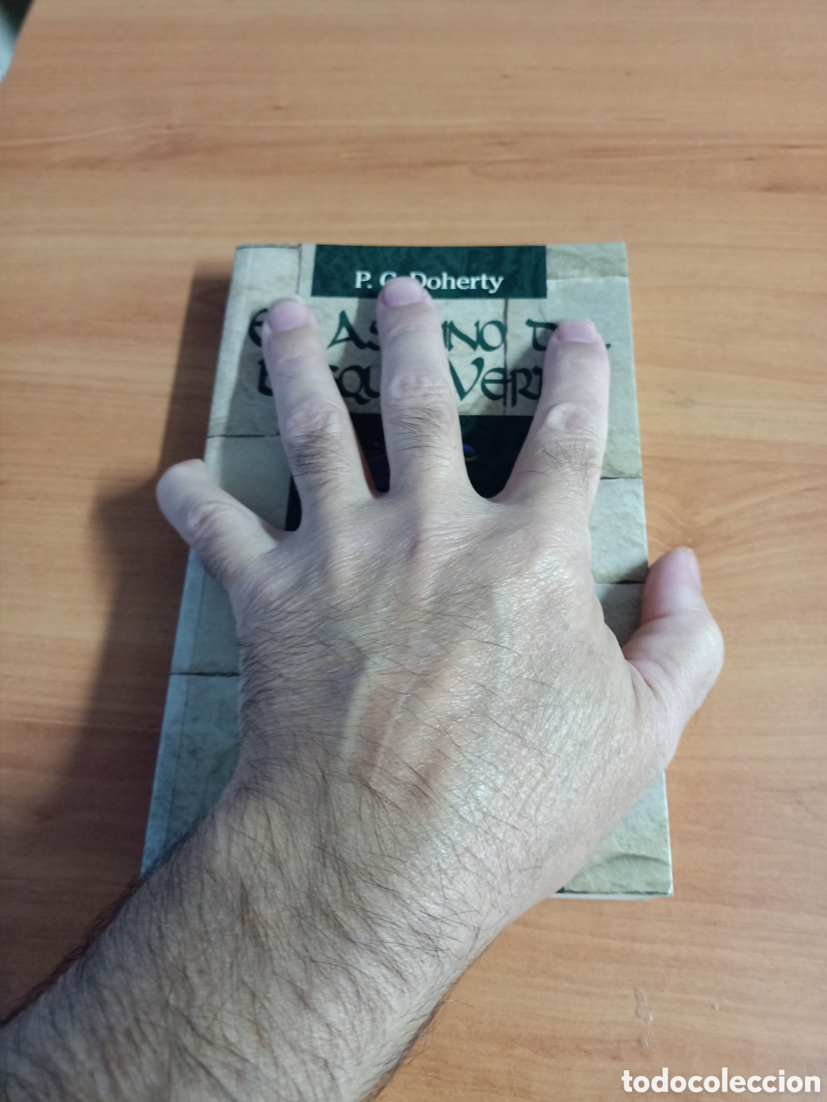 Libros de segunda mano: El asesino del bosque verde - P.C. Doherty - Foto 6
