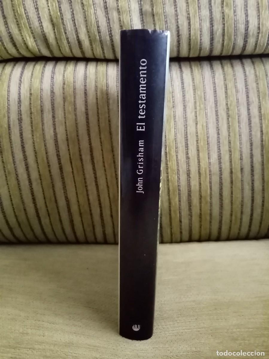 Libros de segunda mano: EL Testamento John Grisham - Foto 2