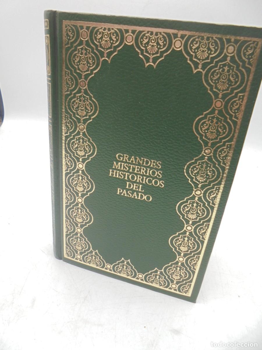 Libri di seconda mano: UN PLEITO DE HERENCIA/LA NOCHE DE SAN BAQRTOLOME/EL ARMARIO DE HIERRO. 1970. PAGS : 250.