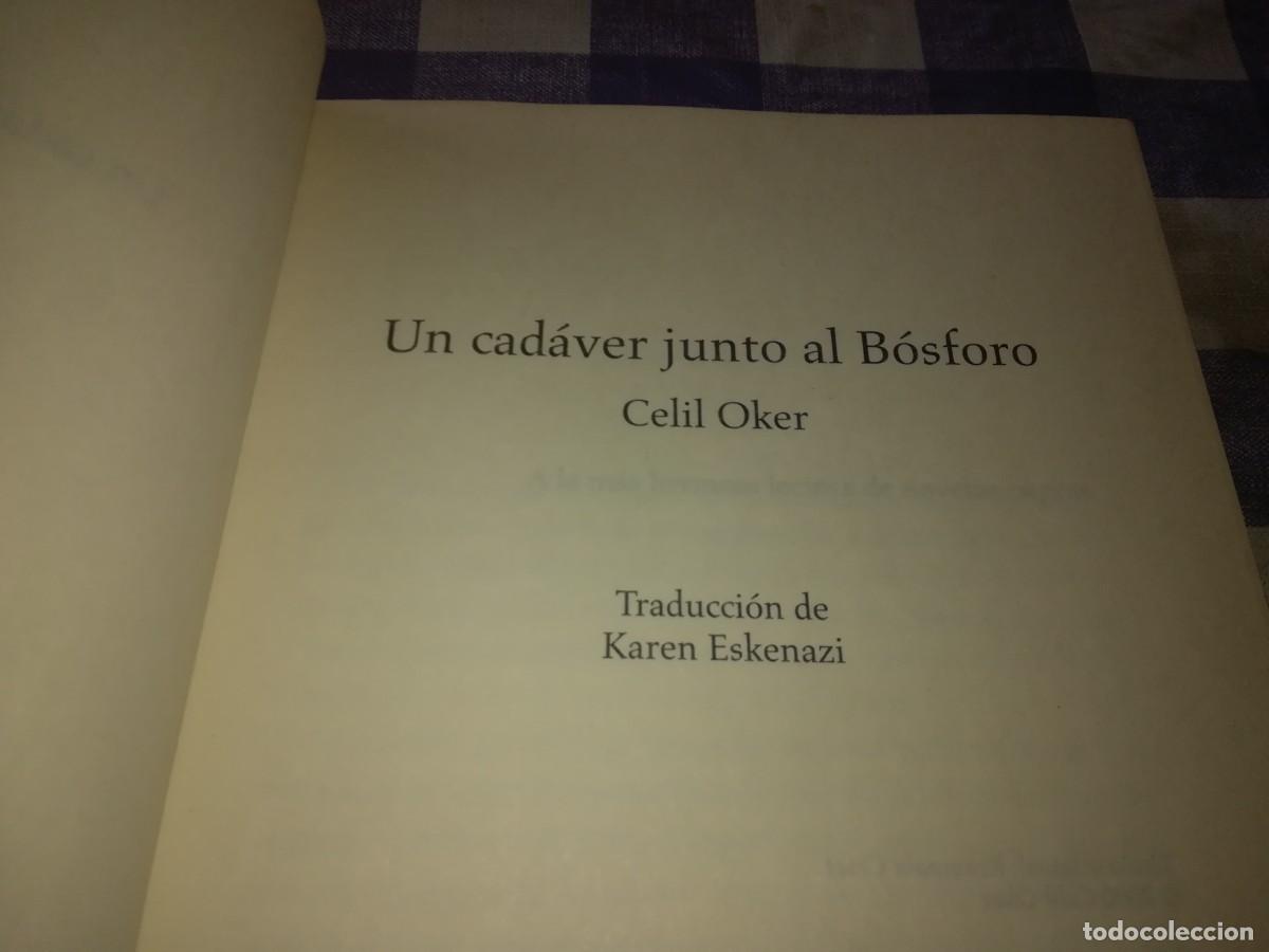 Libros de segunda mano: UN CADAVER JUNTO AL BOSFORO / CELIL OKER / EVA 059 / ROCA - Foto 5